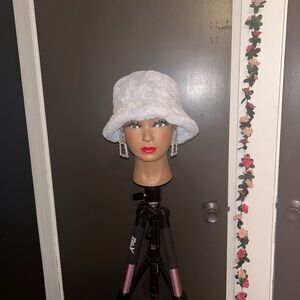 Unisex Fur Bucket Hat